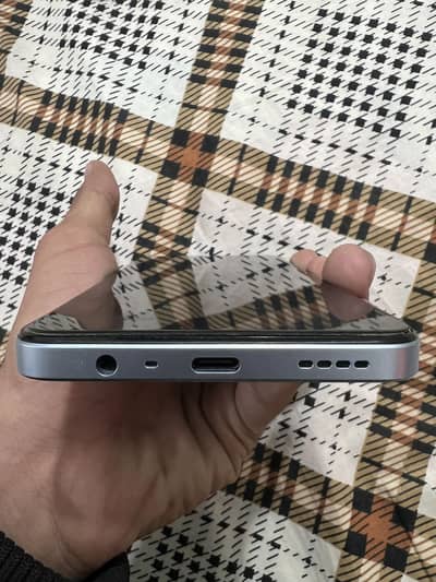 Realme note 60 4+4gb 128 gb ram urgent sale