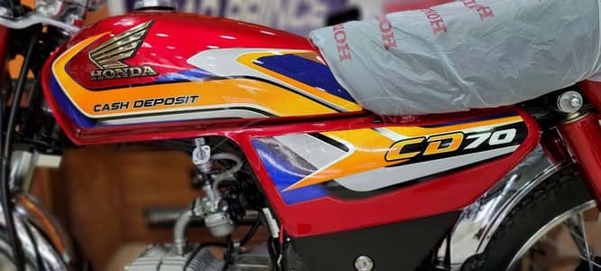 Condition bilkul new hai open letter hai