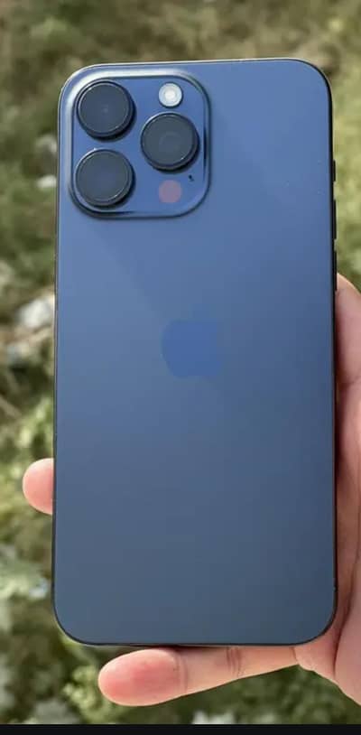 15 pro. max ha jv 256 gb phone 10 by 10 ha original cable saat ha