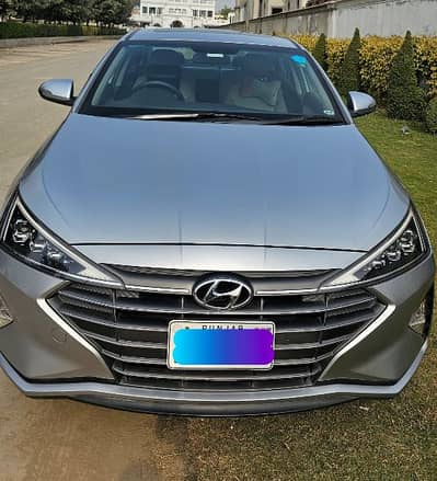 Hyundai Elantra 2022