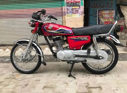 Honda 125cc call me _03221442364