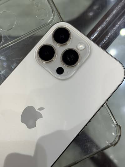 iPhone 16 pro max desert JV