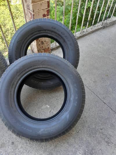 tyre Prado jeep  265/65 R17