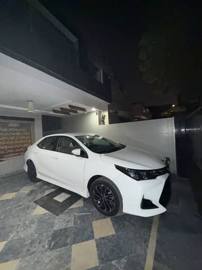 Corolla Altis 1.6 CVT-i
