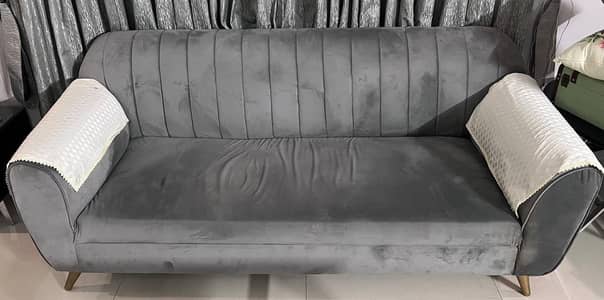 Complete sofa set