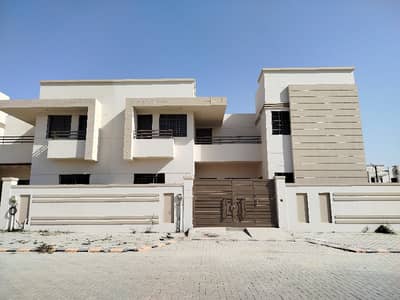 Main 100 Ft Road WEST OPEN With Possession