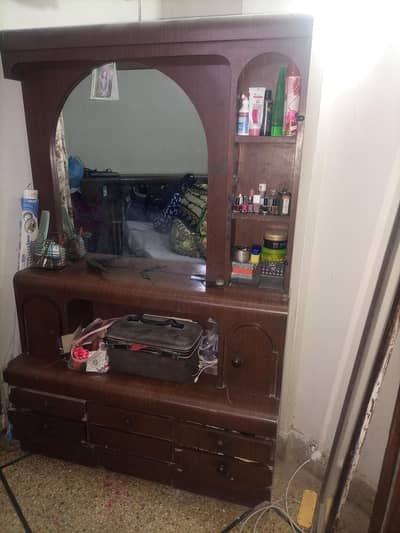 Dressing table