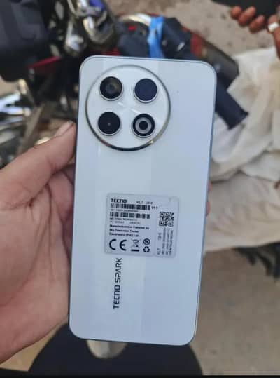 argent sale Tecno spark 30 pro full varnti ma haha 16 +128gp