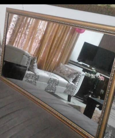 Very beautiful heavy big wall Arcylic Mirror Available03335138001