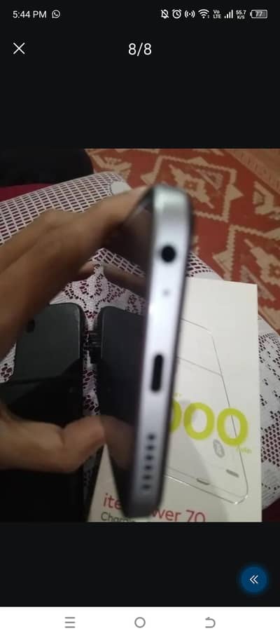 Mobile Model p673 with Box and Charging Case