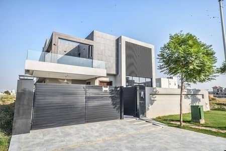 20 MARLA ELEGANT AND FULLY MAINTAINED SUPER HOT LOCATED BUNGALOW IS AVAILABLE IN THE BEST BLOCK OF DHA LAHORE.