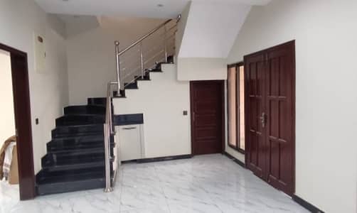 Prime Location Bahria Town - Ali Block House For sale Sized 125 Square Yards