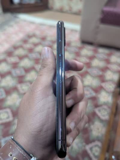 Iphon xs non pta factory unlocked