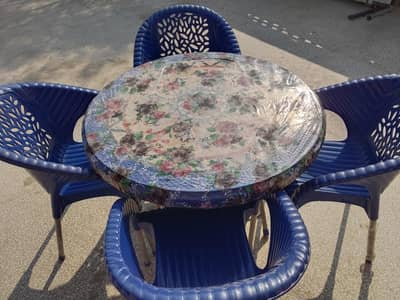 Plastic Dining set