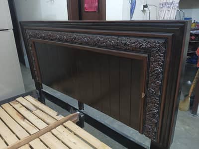 ڈبل بیڈ فل سایز مناسب قیمت میں دستیاب