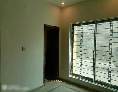 Spacious 5 Marla House Available For sale In Johar Town