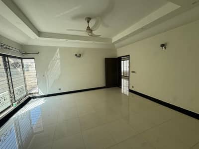 1 Kanal House For Rent