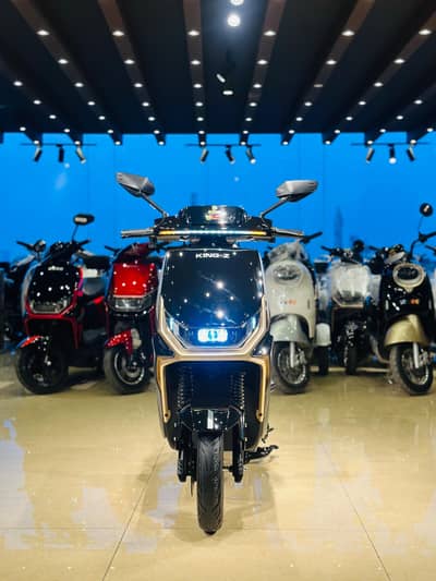 SCOOTY SCOOTER M6 E8S Pro T9 YADEA G7 T5 RAMZA EVEE NISA C1 AIR MALE