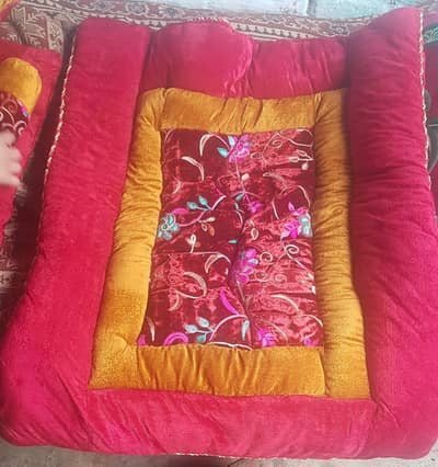 luxurious Velvet Bedding Set with Embroidery and pillows pack