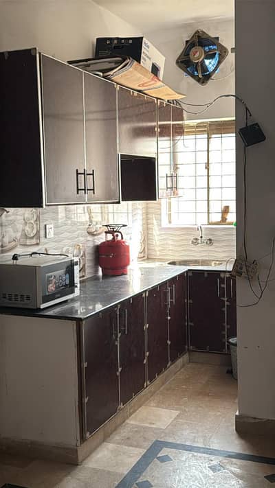 Upper portion for Rent