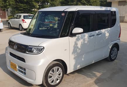 Daihatsu Tanto 2022