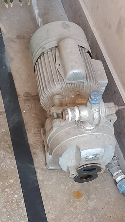 Water pump Double impeller in Good condition