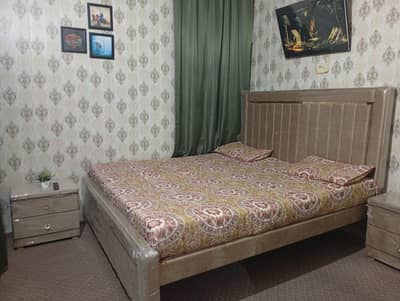 bed king size with side tables no matters / 0331/5507990