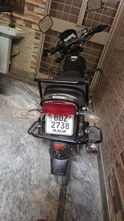 Suzuki GS 150 SE