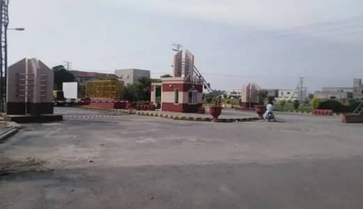 10.5 MARLA RESIDENTIAL PLOT C1 BLOCK HOT LOCATION