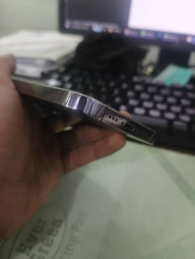 Apple iPhone 14 Pro - 128gb - PTA APPROVED - LLA - 84%