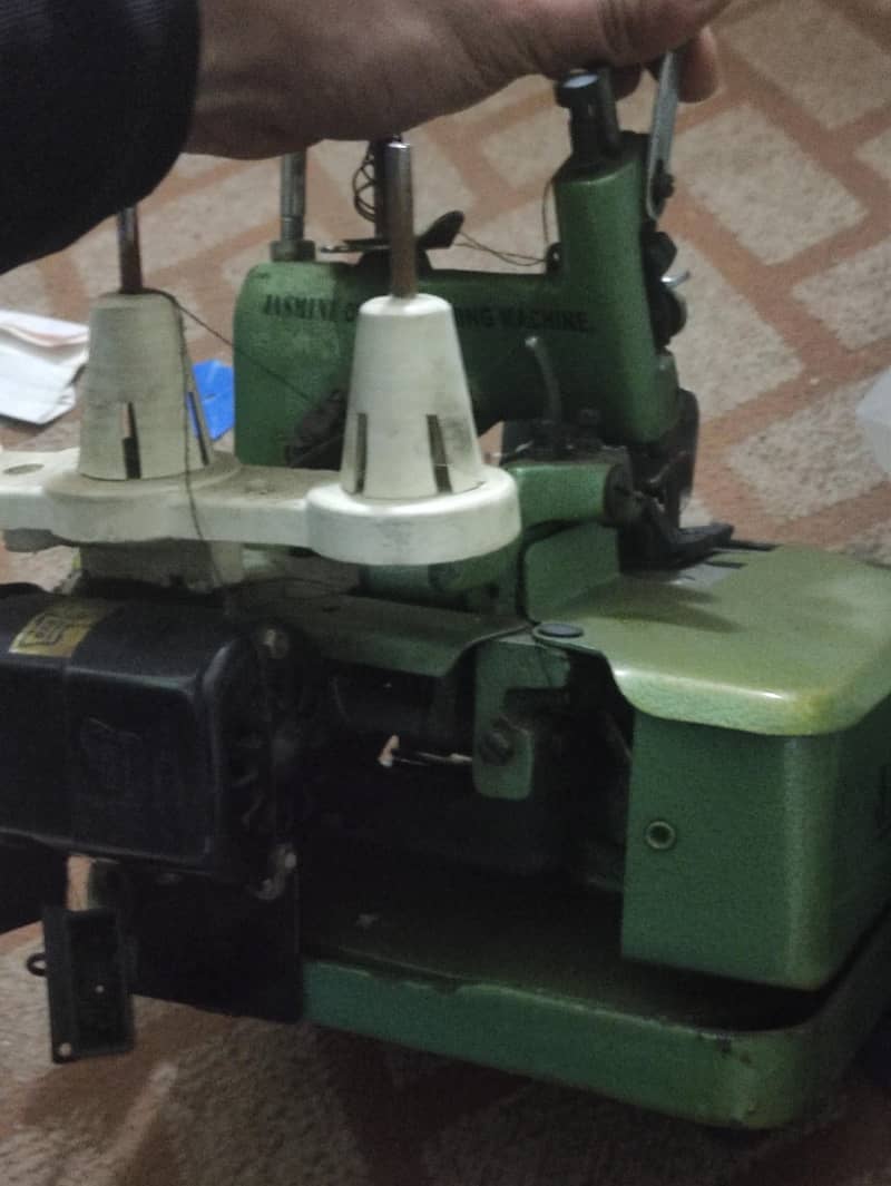 overlock machine 2