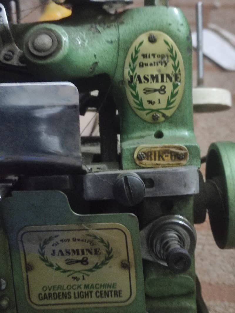 overlock machine 3
