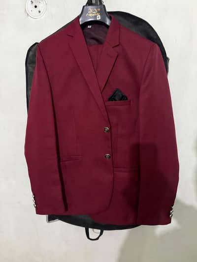 Men's Elegant Red 3-Piece Pent Coat (Size 42)