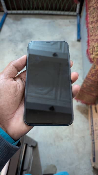 iphone 11__64gb___bypass set he.