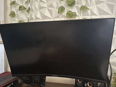 Gaming Monitor 27 inch 175Hz 2k resolution curved