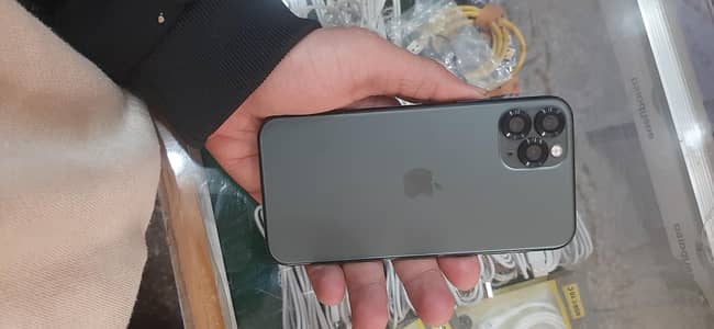 iphone 11 Pro factory unlock