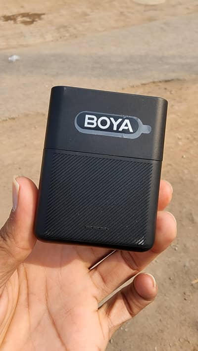 BY - v30  Boya Type C wireless Mic