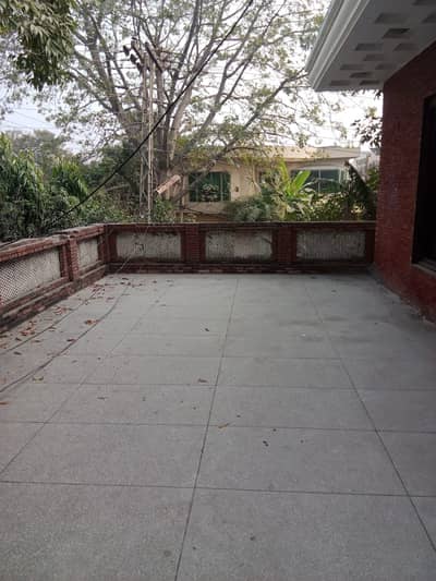 1 Kanal House For Rent