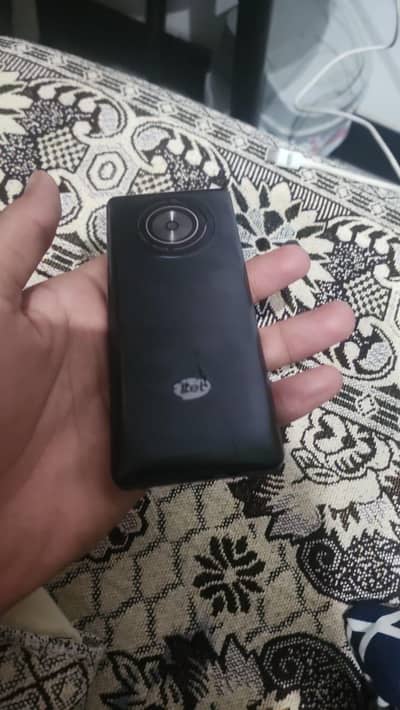 itel. 8gb