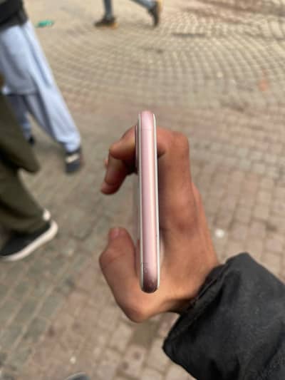 iPhone 7plus pta approved