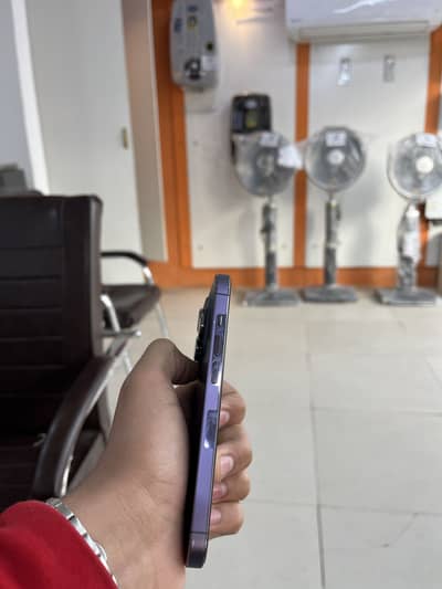 iPhone 14 pro 100 bh 10 by 10 LLA factory unlock