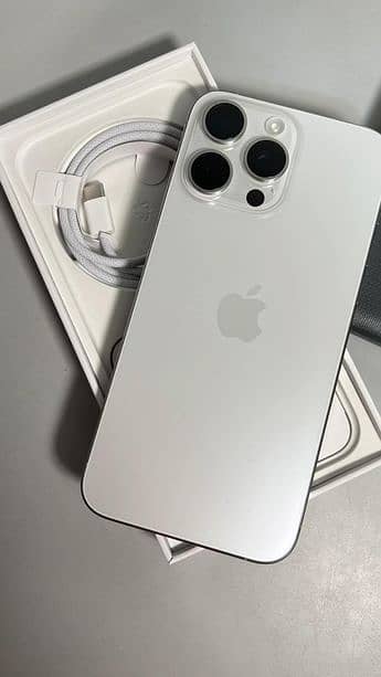Apple iPhone 15 Pro Max Like Brand New