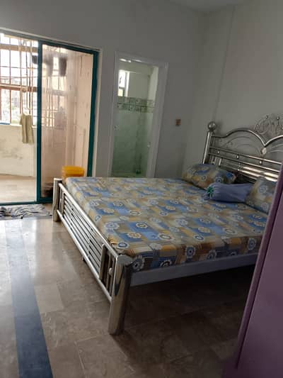 CHANCE DEAL!!(2 BED DD) FLAT FOR SALE SAMAMA HILL VIEW APARTMENT Near Hill Top Lawn, Block 16-A, Gulistan-e-Jauhar A well-maintained and beautifully renovated apartment in a prime, family-friendly project.