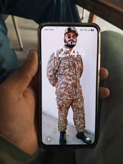 2 month used snapdragon processor 256+8+4