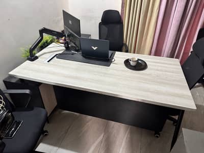 Executive Boss Table for Sale