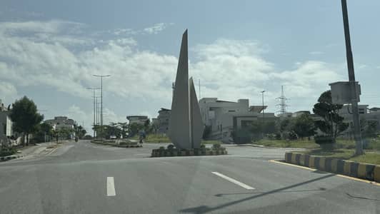 Johar Blvd Top Height 1 Kanal Plot Is Available On Sale