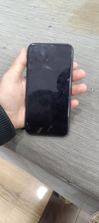 iphone11 jv 64 gb 10 by 10 condition