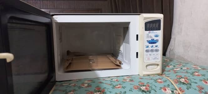 Dawlance Microwave Oven, Model DW-308T