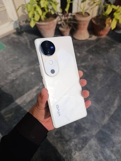 VIVO V40 For Sale (Best Camera Phone)