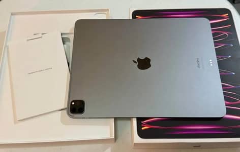 iPad pro m2 Chip 6th generation 128gb 12.9 inches I pad